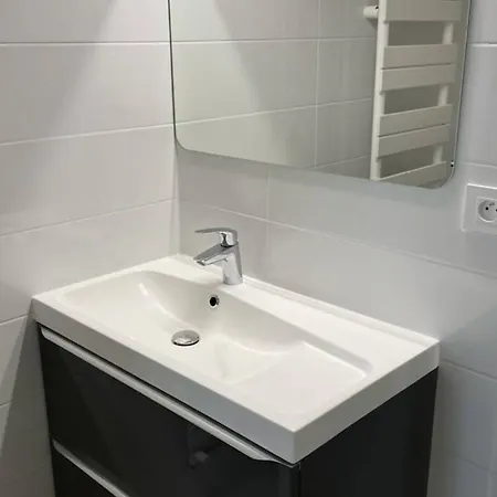 Apartmán Marina 3p Avec Clim, Terrasse, Quai Privatif, Proche - 6 Couchages - Fr-1-731-73 *