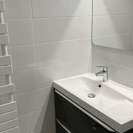 Marina 3p Avec Clim, Terrasse, Quai Privatif, Proche - 6 Couchages - Fr-1-731-73 Apartmán Le Grau-du-Roi