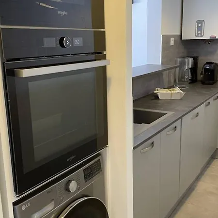 Marina 3p Avec Clim, Terrasse, Quai Privatif, Proche - 6 Couchages - Fr-1-731-73 * Le Grau-du-Roi
