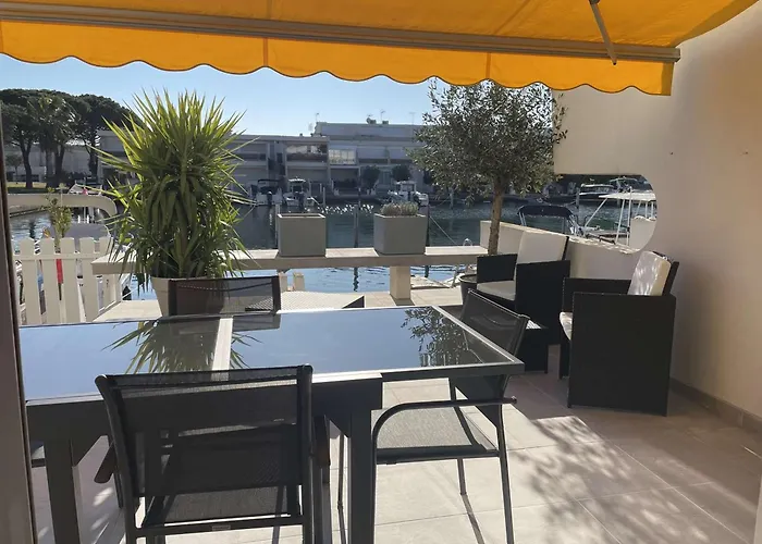 Marina 3p Avec Clim, Terrasse, Quai Privatif, Proche - 6 Couchages - Fr-1-731-73 Apartmán *